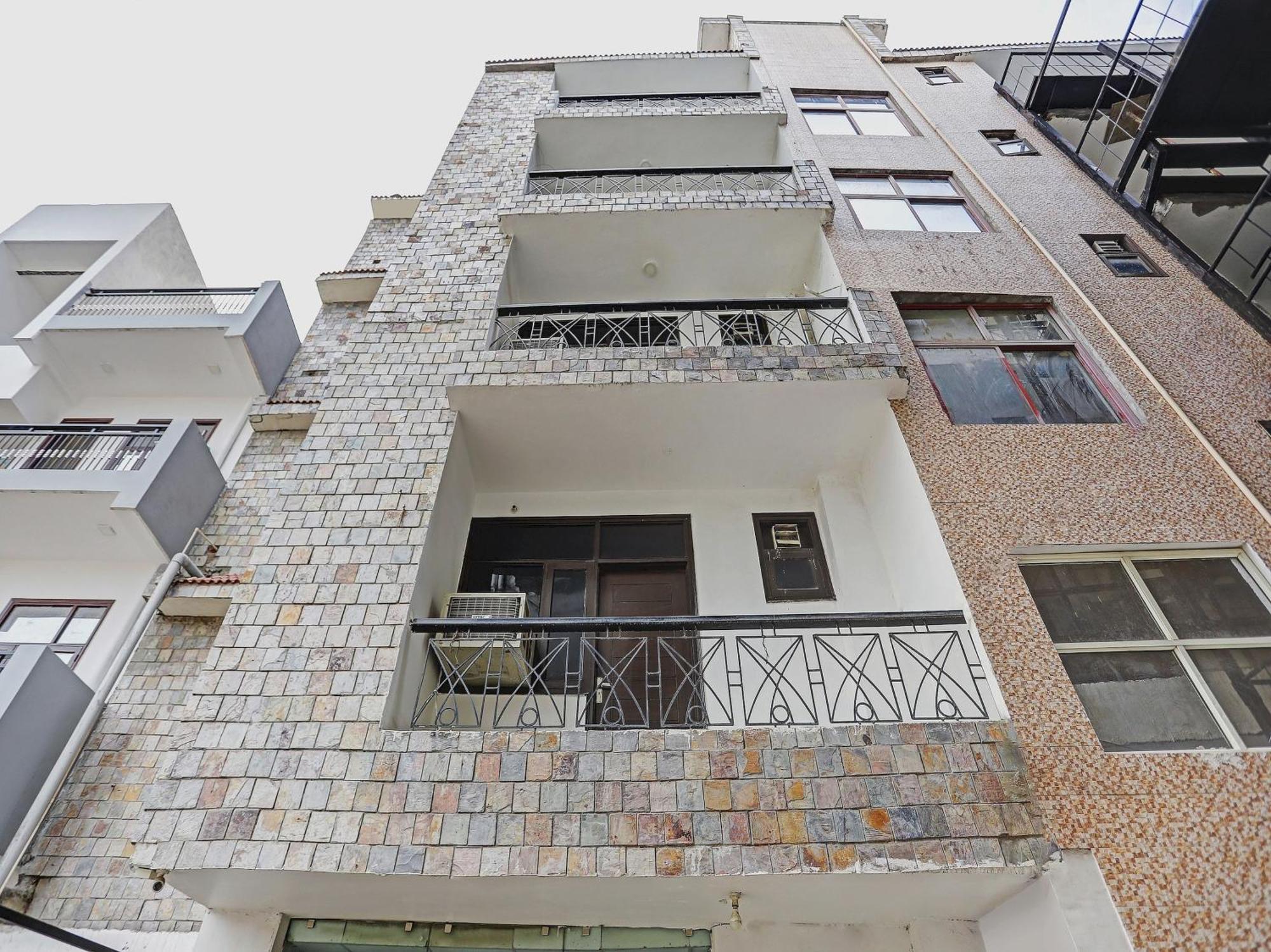 新德里 Collection O Agniv Residency Near Saket Metro酒店 外观 照片